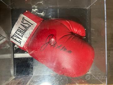 Guantone autografato Jack La Motta