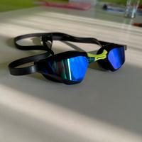 Occhialini nuoto Swans Valkyrie