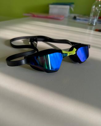 Occhialini nuoto Swans Valkyrie