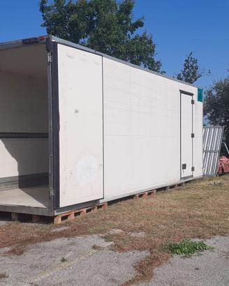 Container coibentato 7.5 x 2.25 mt ad uso deposito