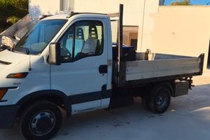 Iveco Daily 35 C9 ribaltabile trilaterale