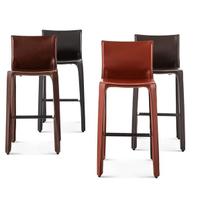 Sgabello Cab410 in cuoio Bulgaro di Cassina