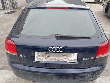 Baule/portellone posteriore AUDI A3 anno 2003 mode