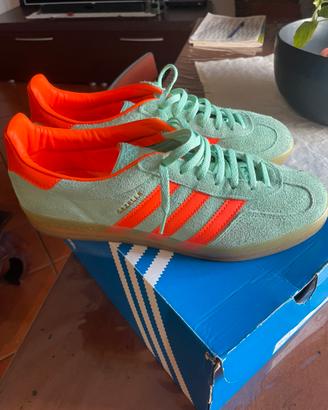 Adidas Limited edition 43