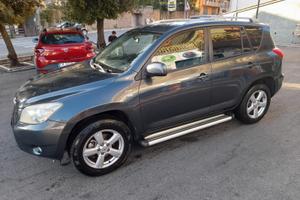 pedane laterali per toyota rav 4