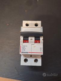 interruttore magnetotermico  c10