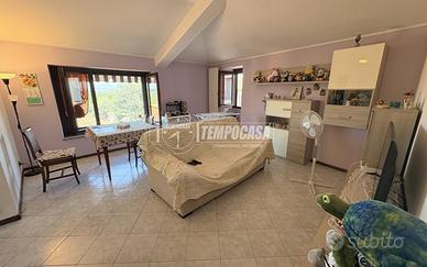 3 locali all'ultimo piano senza spese condominiali