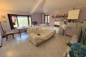3 locali all'ultimo piano senza spese condominiali