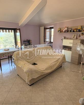 3 locali all'ultimo piano senza spese condominiali