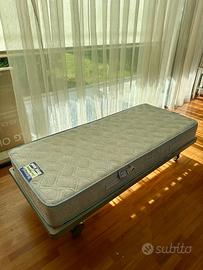 Letto singolo con ruote e materasso – 80 x 190