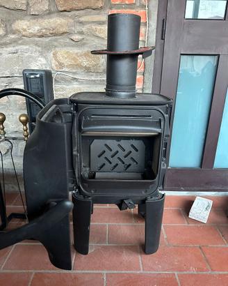 STUFA A LEGNA JOTUL F 105
