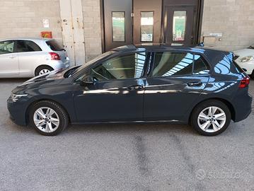 VOLKSWAGEN GOLF E-TSI EVO ACT