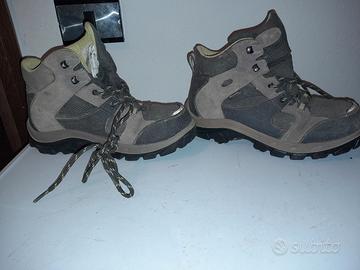 scarponcini da montagna