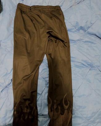 Pantaloni L neri con fiamme grigie