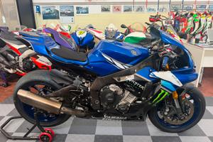 Yamaha R1 Uso Pista
