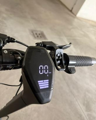 Monopattino elettrico Nilox