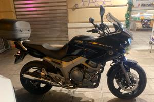 TDM twin 900 Yamaha