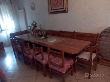 MOBILI DA TAVERNA USATI  IN BUONISSIME CONDIZIONI