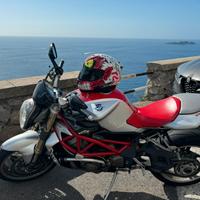 MV-Augusta 910 brutale