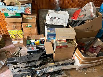 STOCK RICAMBI AUTO D’EPOCA