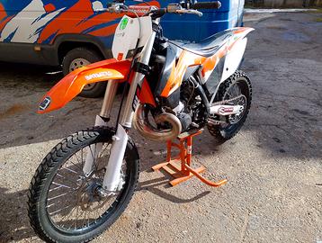 KTM sx 250 divorzio/separazione forse