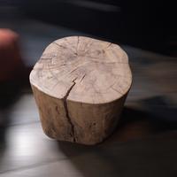 tavolino sgabello tronco con rotelle 