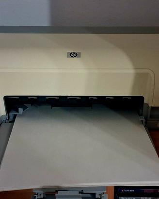 Stampante Hp desktop D2560