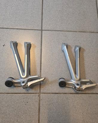 pedane  pos. Suzuki gsx 1000r 2007