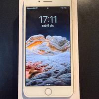 iPhone 8 Plus