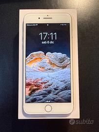 iPhone 8 Plus