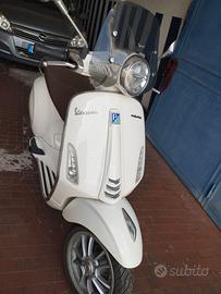 vespa primavera 125