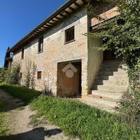 RUSTICO A SPELLO