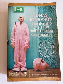 "Il centenario che saltò dalla finestra e scomparv