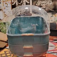 cofanetto porta trucchi o medicine