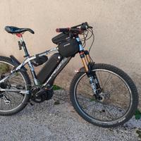 Mountain bike elettrica