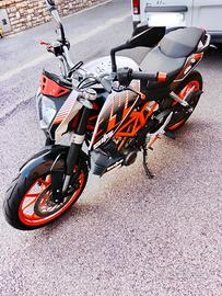 ktm duke 390