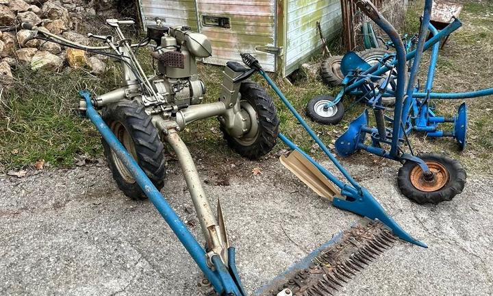 Due motofalciatrice bcs motocoltivatore bcs acme