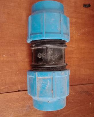 Raccordo tubo gomma 50 mm