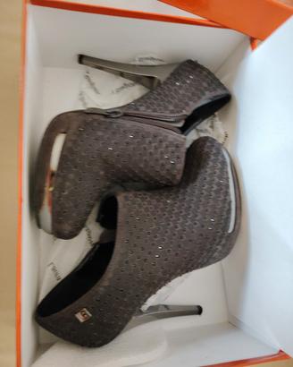 scarpe tipo tronchetto (stivaletto ) 