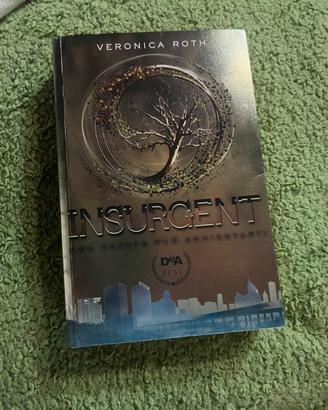 Veronica Roth – Insurgent