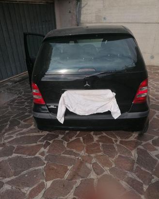automobile usata visibile nel comune di cerveteri