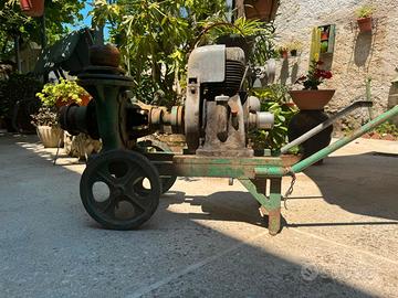 Motopompa a scoppio anni 50