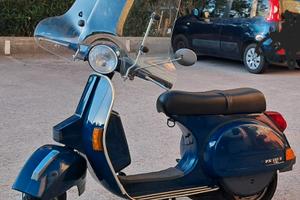 Vespa epoca FMI-CRS-PX150E Arcobaleno 1983