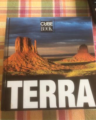 Cube book terra