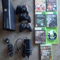 Xbox 360 con 7 giochi e 3 controller