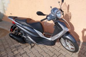Piaggio Medley 125