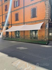 Dehors esterno in ferro-come nuovo, pronto all’uso