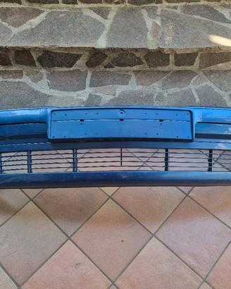 Paraurti completo di modanature 