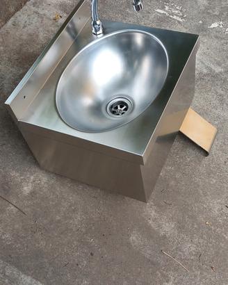 lavandino inox con apertura a gamba