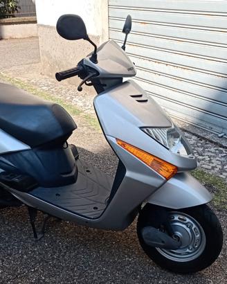 Honda Lead 100